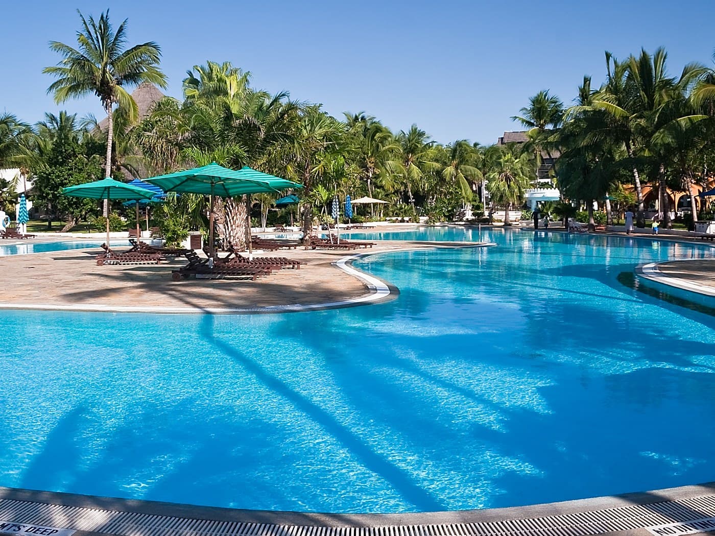 Swimming Pool — Resort-style swimming pool
